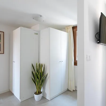 Ca Santa Ternita Apartman